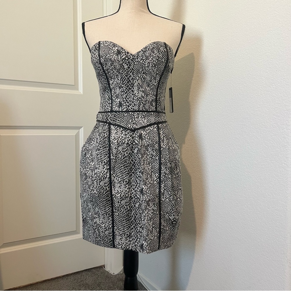 Guess Black and White Strapless Snake Tulip Dress